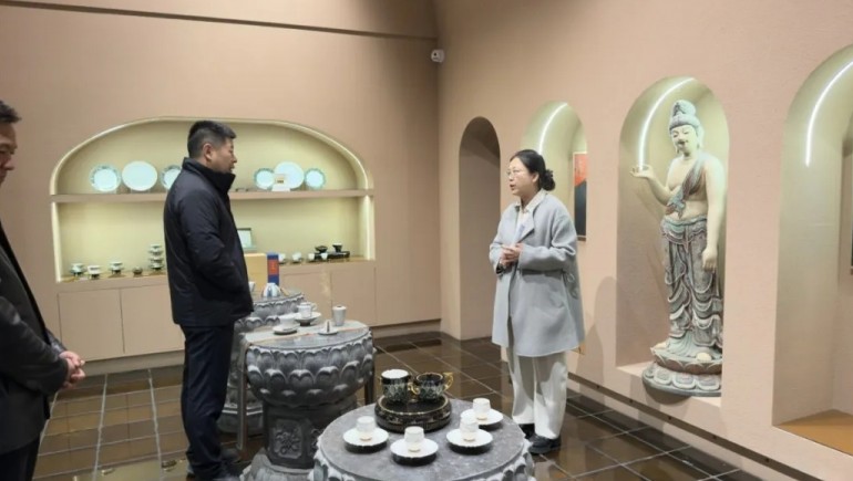 甘肅省酒泉市委常委、敦煌市委書記王彥群調(diào)研指導(dǎo)九色鹿鳴運營和發(fā)展